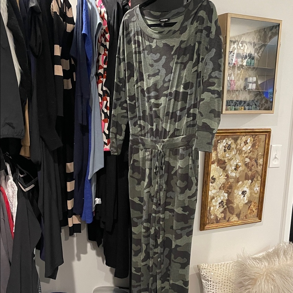 Express camo drawstring jumpsuit